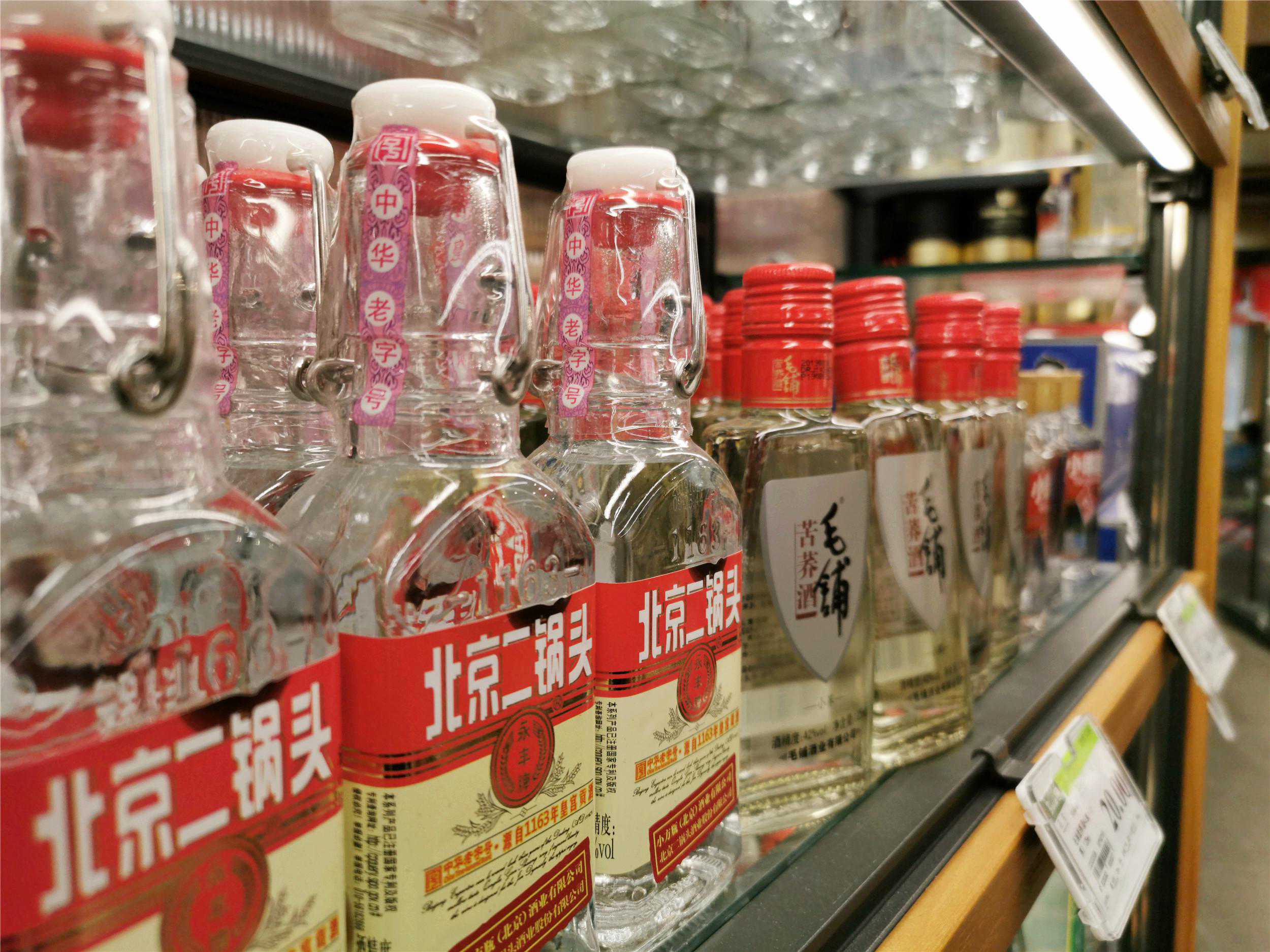 挑选白酒时别犯迷糊，记住这14句“顺口溜”，购买好酒不上当