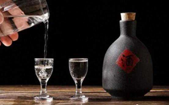 广西人日常都喝什么酒？三花酒很少见，这5款小众酒反而更受欢迎