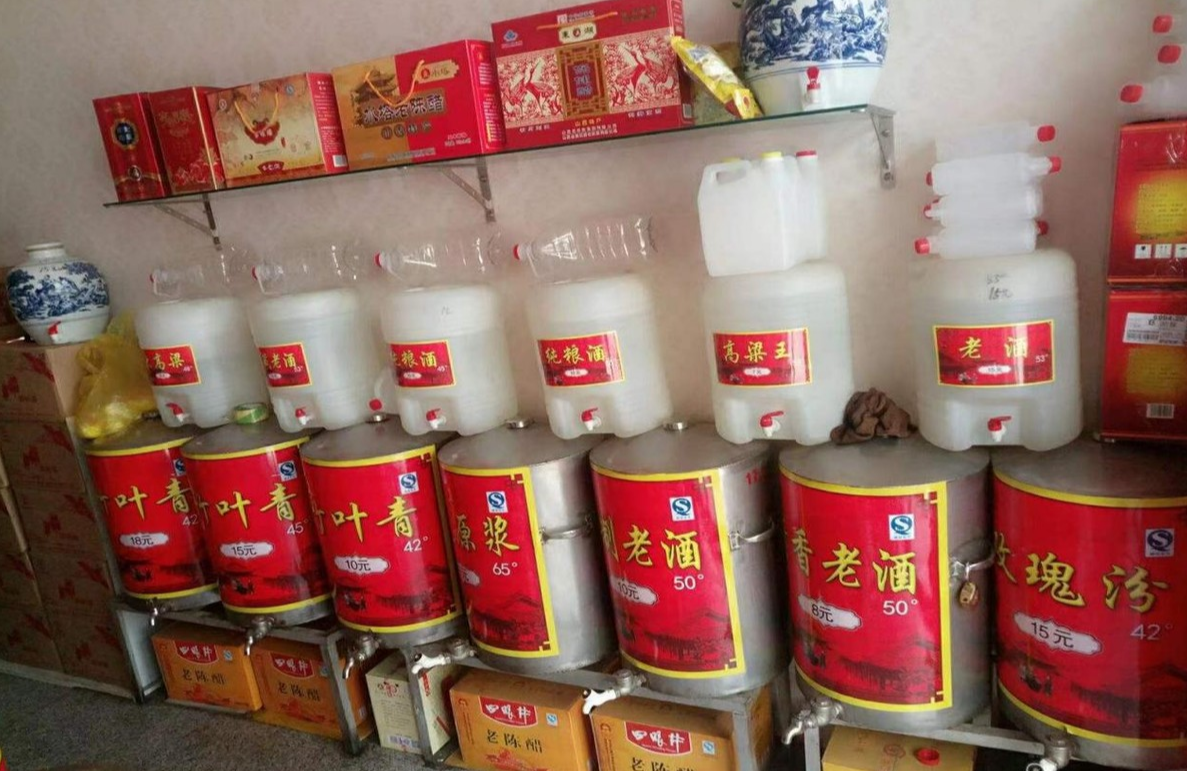 超市买白酒，一定要坚持“2信3不信”，都是过来人的经验，很实用