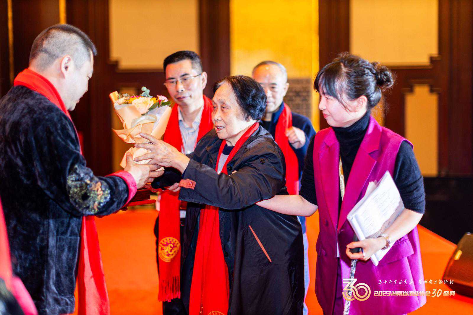 湖南酒业30年丨白沙液进入4.0时代
